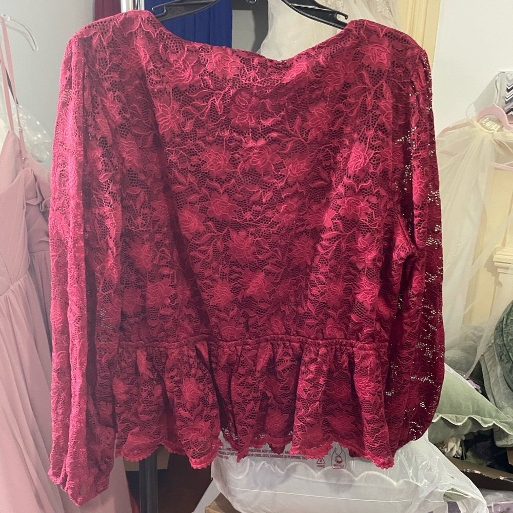 Red Lace Peplum Top - Picture 4 of 4